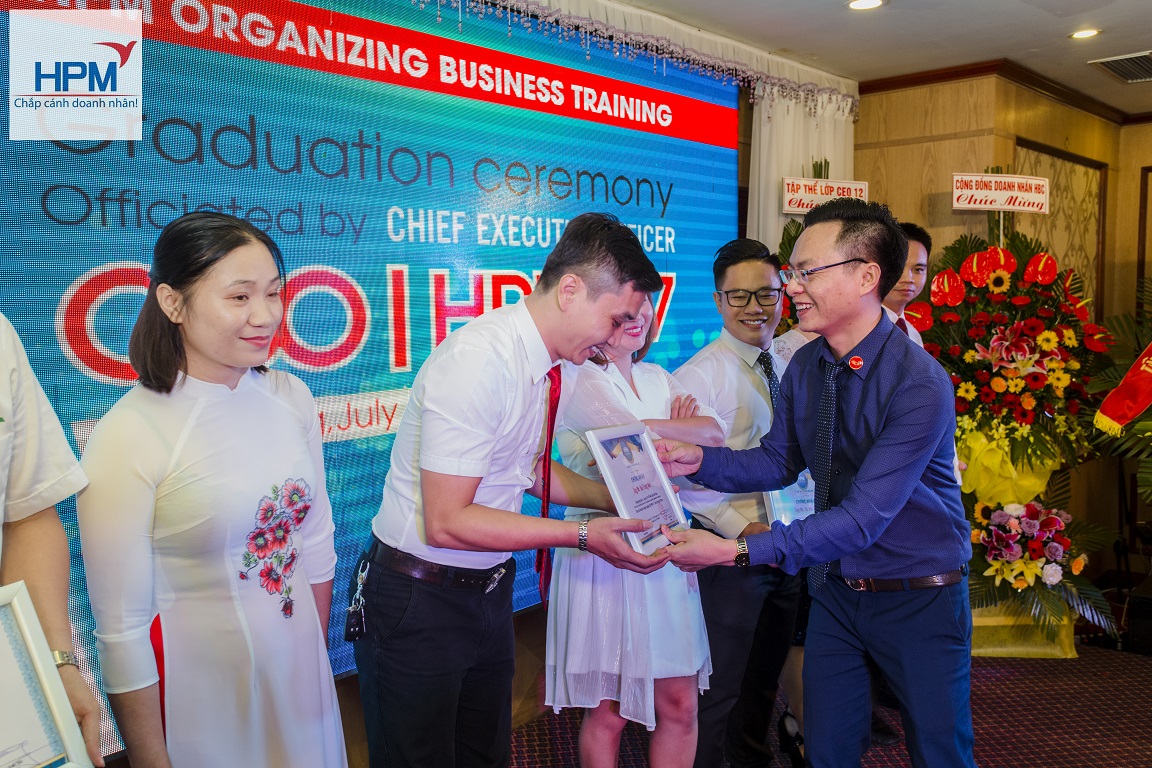đào tạo ceo, đào tạo giám đốc điều hành, khóa học ceo, khóa học giám đốc điều hành, lễ tổng kết lớp ceo