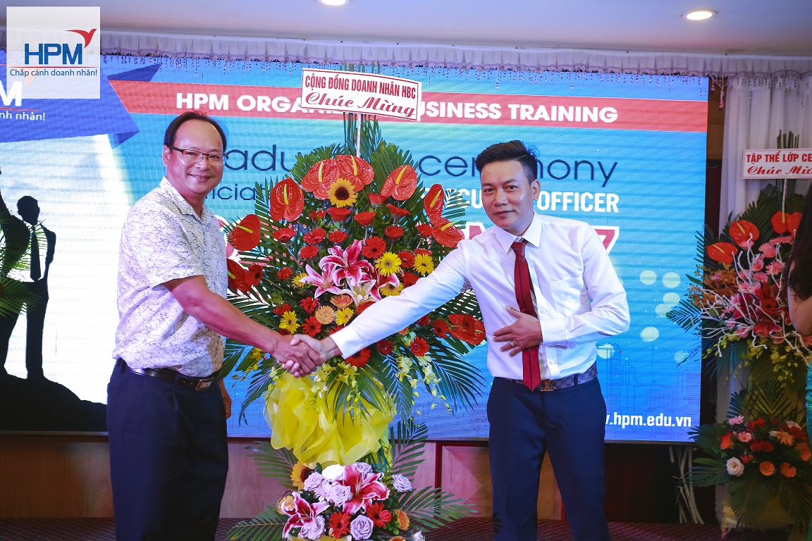 đào tạo ceo, lễ tổng kết ceo, khóa học ceo, khóa học giám đốc điều hành